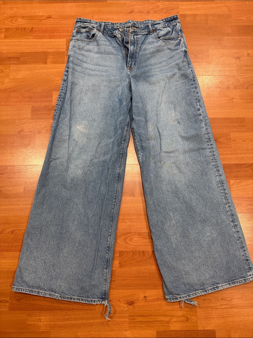 American Eagle Outfitters Super High Rise Ultra Wide Leg / long tall length